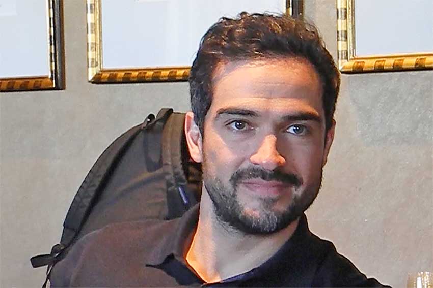 'The Exorcist's' Alfonso Herrera Gets Emotional Over Mexican Earthquake Disaster 