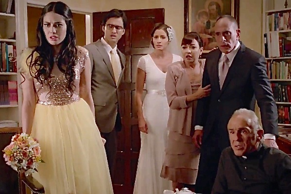 Ana Maria in Novela Land Elizabeth Pena2