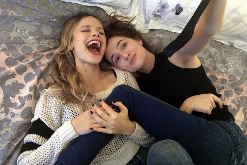 Before I Fall Zoe Deutch Halston Sage movie