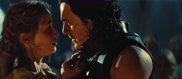 Dracula Untold Movie Images Luke Evans4