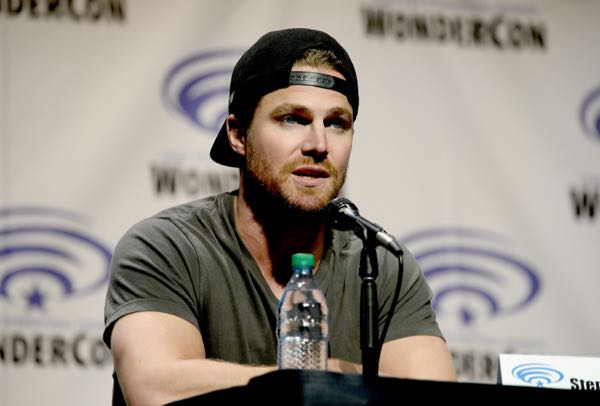 Stephen Amell Megan Fox TMNT WonderCon 2016 9