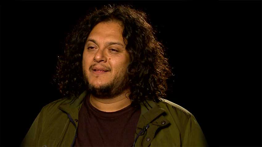 Netflix To Release Simultaneous Debut of Felipe Esparza's English and Spanish Comedy Special
