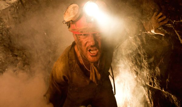 Antonio Banderas, Rodrigo Santoro and James Brolin in The 33 Movie Trailer