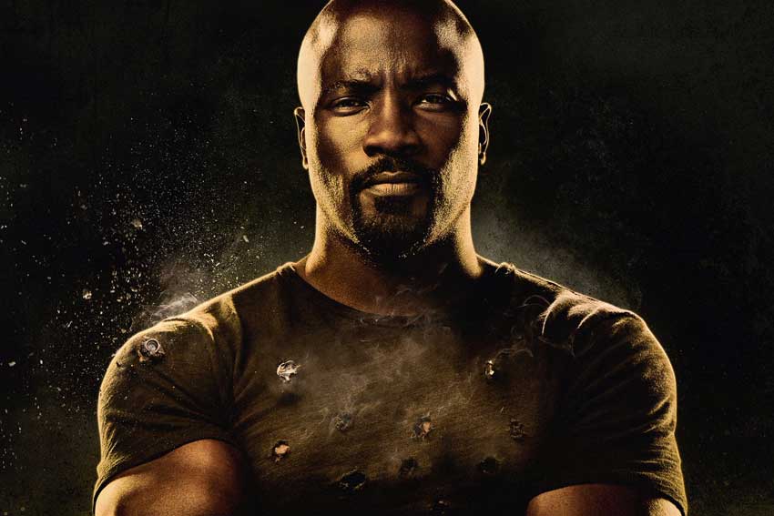 New 'Luke Cage' Netflix Trailer Teases Romance with Rosario Dawson's Character