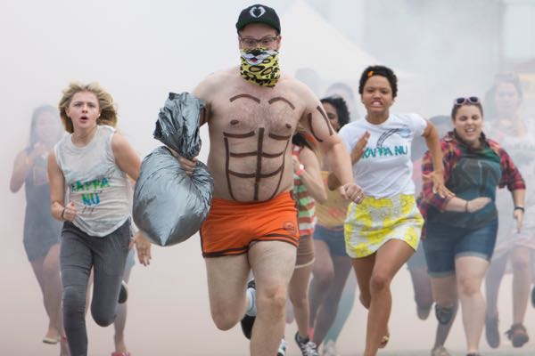 Neighbors 2 Sorority Rising Chloe Grace Moretz, Seth Rogen, Kiersey Clemons