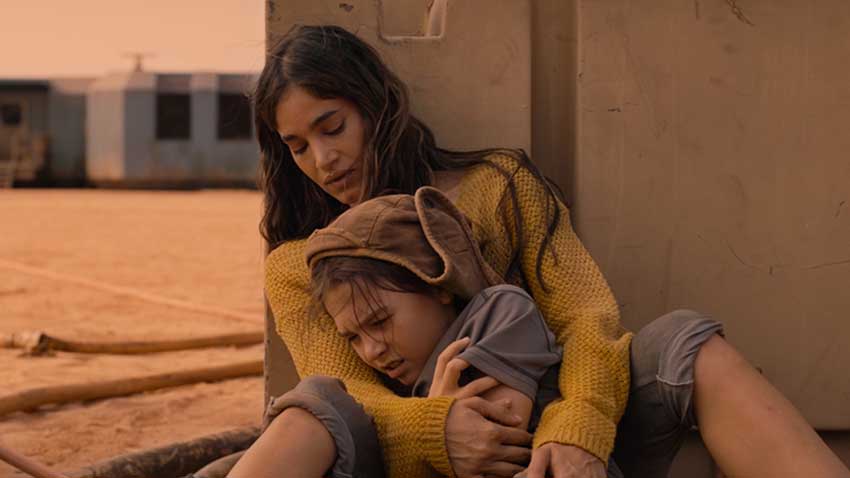 'Settlers' Movie Review: The Wild West on Mars
