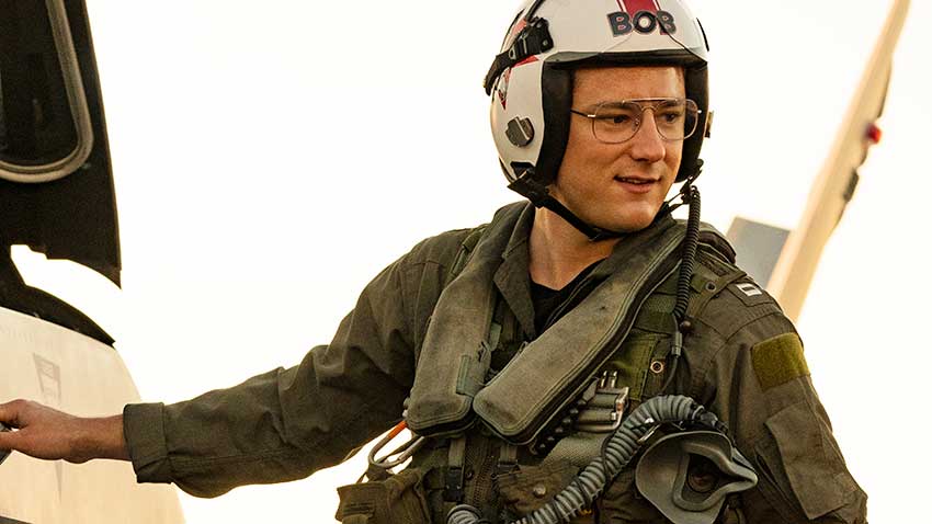 Top Gun Maverick Lewis Pullman Bob