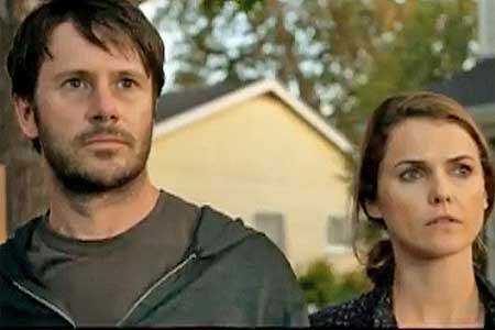 Kerri Russell and Josh-Hamilton in DARK SKIES movie trailer
