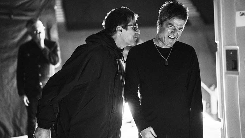 Liam and Noel Gallagher in Oasis: Don't Look Back in Anger