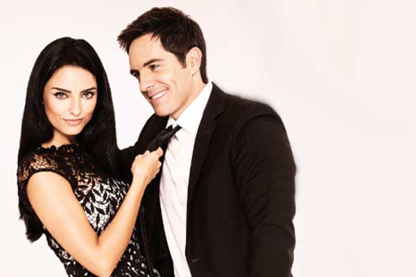 A-la-Mala-movie-poster Aislinn Derbez and Mauricio Ochmann