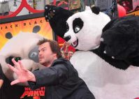 kung-fu-panda2-premiere-jackblack-po