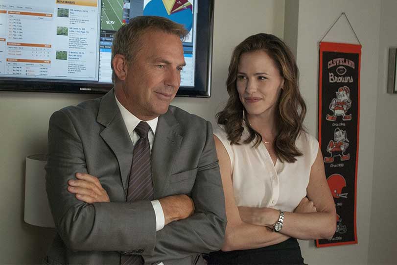 Draft-Day-Kevin-Costner-Jennifer-Garner-image