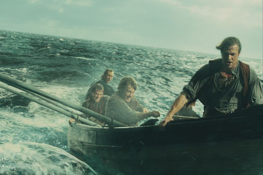 In the Heart of the Sea movie Chris Hemsworth2