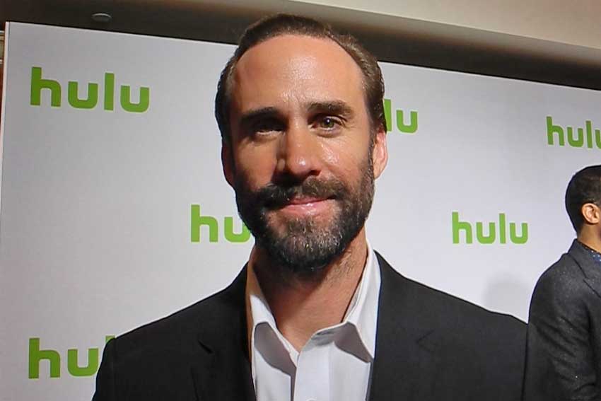 Joseph Fiennes Hulu Handmaids Tale