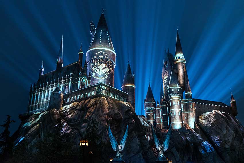 The Nighttime Lights at Hogwarts Castle WWoHP at USH 2018