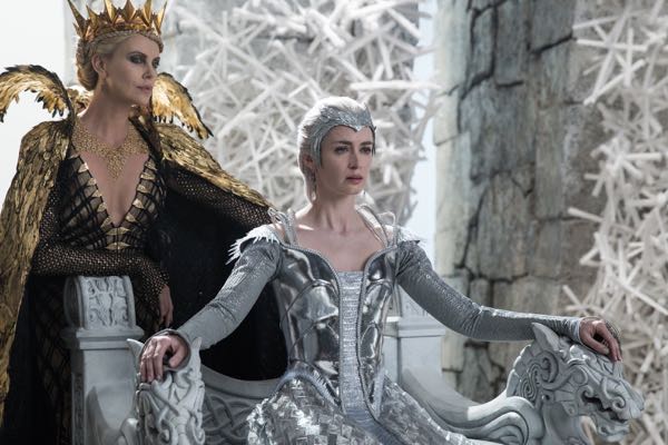 The Huntsman Winters War Charlize Theron Emily Blunt