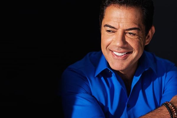 Actor-Carlos-Gomez1