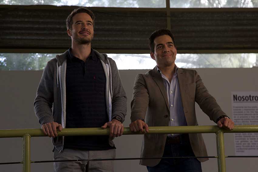 A Gringo In Mexico: 'La Boda de Valentina's' Ryan Carnes Experiences Similar Journey As Character
