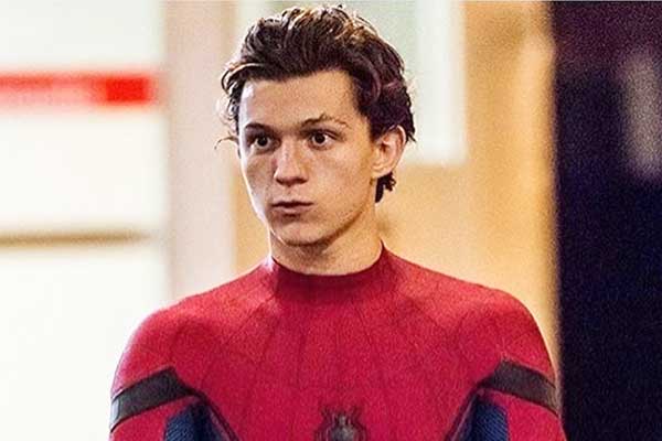 Tom Holland Spiderman Homecoming