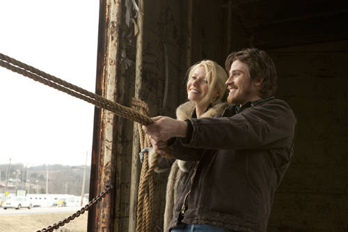 VIDEO: Gwyneth Paltrow &amp; Garrett Hedlund Duet in COUNTRY STRONG
