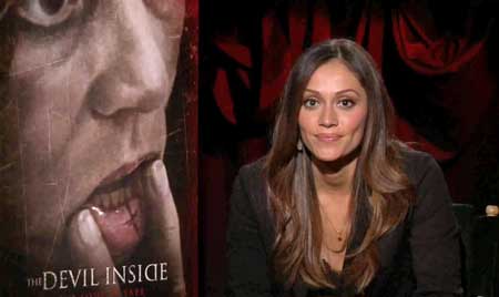 fernanda-andrade-devil-inside